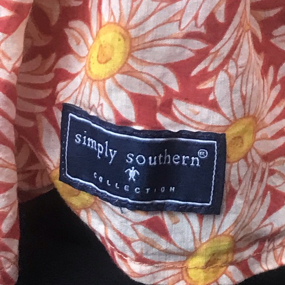 Simply Southern Floral Blouse Lined Baby Doll AOP Daisies LG Tie Back Ruffle - Picture 4 of 8